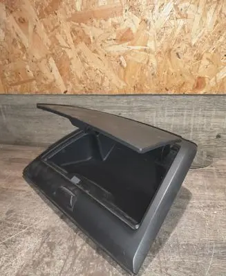 BMW X3 E83 Glove box 22167210
