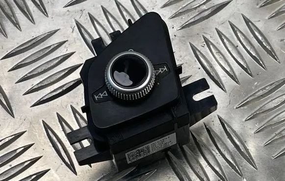 Audi SQ7 Sound control switch 4M1919616B