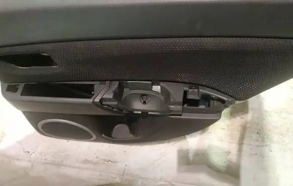 Mazda 3 I Rear door card panel trim
