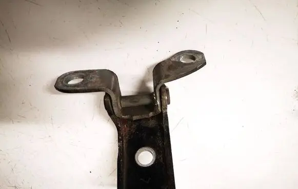 Lexus IS 220D-250-350 Rear door lower hinge