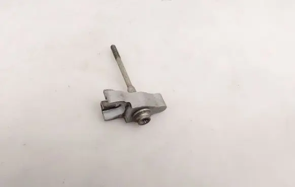 Audi A6 Allroad C7 Fuel Injector clamp holder 059216K