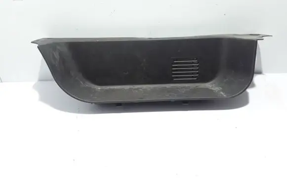 Renault Trafic III (X82) Front sill trim cover 768510190R