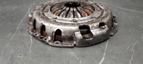 Renault Master III Pressure plate 624347633