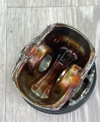 BMW 3 E92 E93 Piston 8619196 11258619196