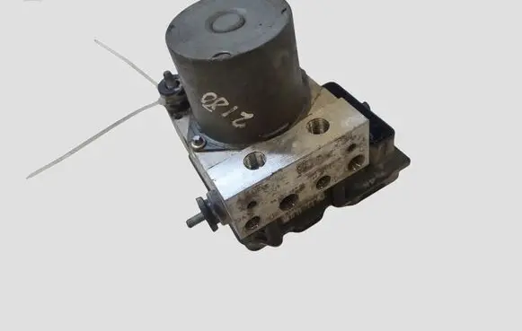 Peugeot 5008 ABS Pump 0265951326 9666930880