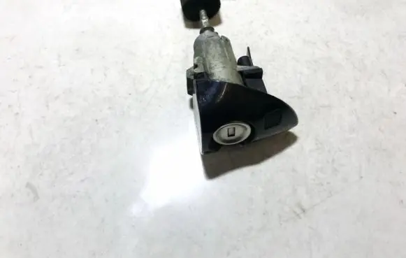 Mercedes-Benz E W211 Front door lock (next to the handle) 5wk49023