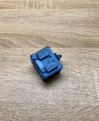 Toyota Avensis T270 Other relay 8665250010 0689004430