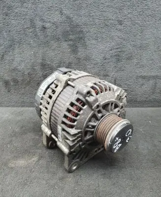 Audi A4 S4 B8 8K Generator/alternator 059903018R