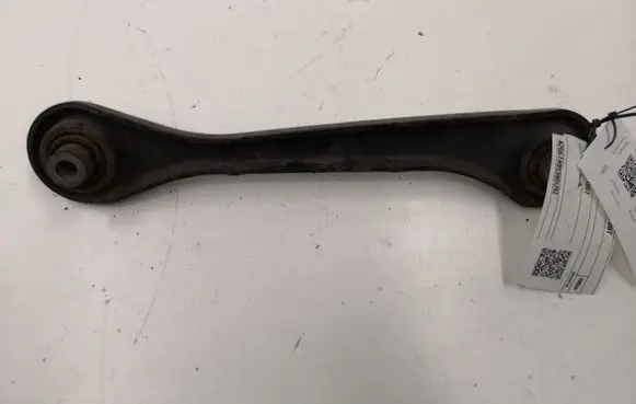 Volkswagen Touran I Rear control arm 1K0501529F