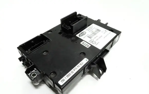 Fiat Ducato Fuse module 1365823080 Y503440520109 116RAL000029