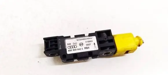 Audi A3 S3 8P Airbag deployment crash/impact sensor 4b0959643e 290503