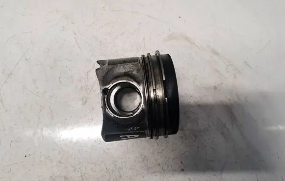 Volkswagen Phaeton Piston