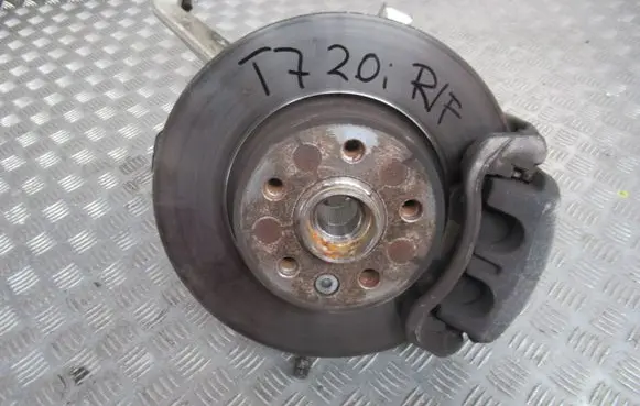 Volkswagen Multivan T5 Front wheel hub spindle knuckle 7T0413031AA