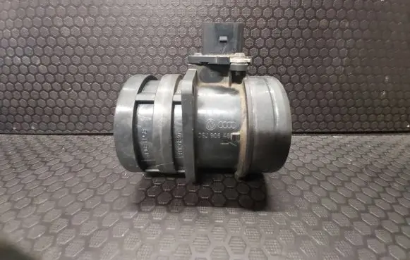 Volkswagen PASSAT CC Mass air flow meter 06J906461B