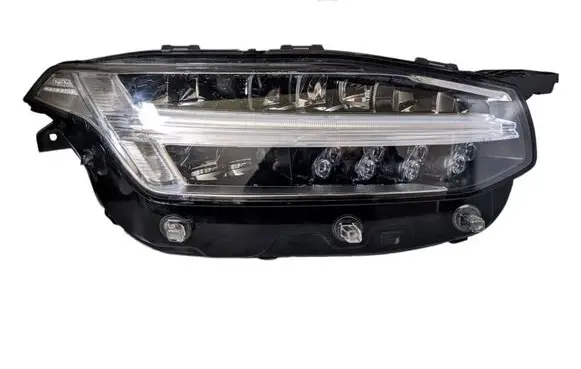 Volvo XC90 Headlight/headlamp 32228689 1803101455