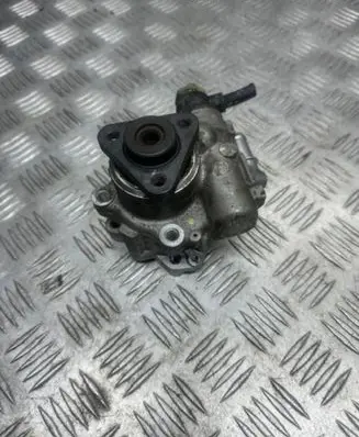Audi A6 S6 C5 4B Power steering pump 91128