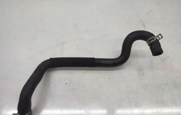 Ford Mondeo MK IV Engine coolant pipe/hose