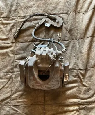Citroen C5 Front brake caliper 9663000180