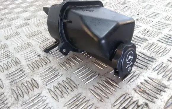 Opel Insignia A Power steering fluid tank/reservoir