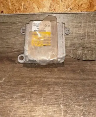 Toyota Corolla Verso E121 Airbag control unit/module 213819101 891700F011