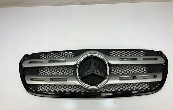Mercedes-Benz X-class W470 Front grill