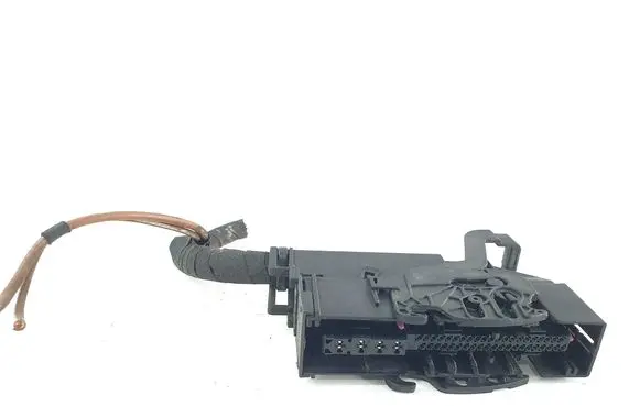 Mercedes-Benz Sprinter W906 ABS module connector plug 