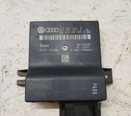 Audi A8 S8 D3 4E Gateway control module 4L0907468B 4L0910468A