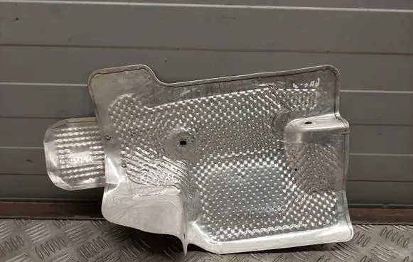 Chrysler Pacifica Heat shield in engine bay 68231837AB