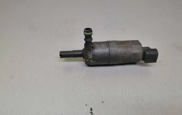 Volvo S40 Windscreen/windshield washer pump 5W9313K082 T655C 5W9313K082AA
