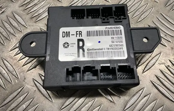 Maserati Ghibli Door control unit/module 52851639AD TM17R232500HFE A2C7378670400