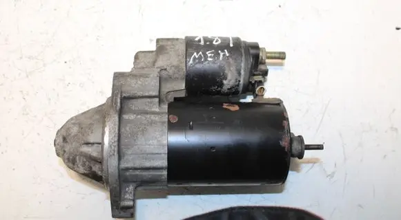 Audi A6 S6 C5 4B Starter motor 06B911023