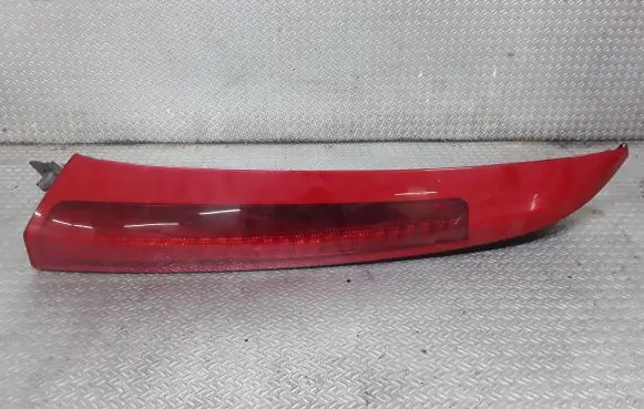 Volvo XC90 Rear tail light reflector 157617