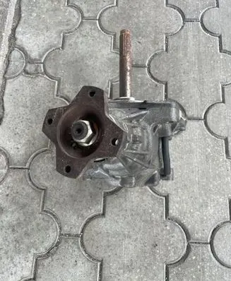 Nissan X-Trail T31 Gearbox transfer box case 33100JG200
