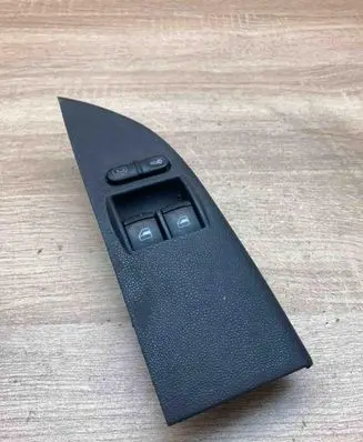 Skoda Octavia Mk2 (1Z) Electric window control switch 1J3959857A 03755120