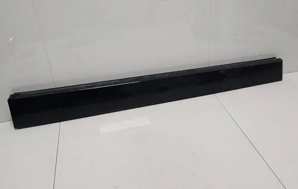 BMW X3 F25 Front door trim (molding) 8048153