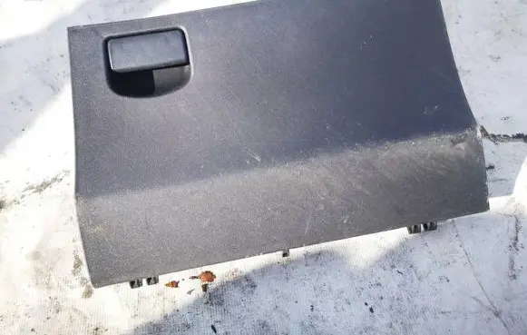 Toyota Yaris Glove box 555500d060 55550-0d060