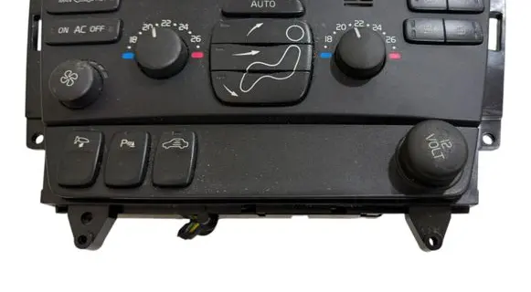 Volvo V70 Climate control unit 30746022 07W07E02 M407AA00151
