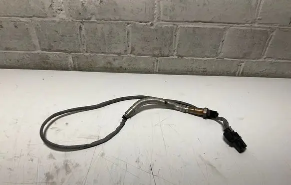 BMW 5 E60 E61 Lambda probe sensor 7557758