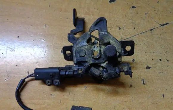 KIA Picanto Engine bonnet/hood lock/catch