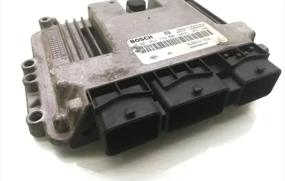 Renault Megane II Engine control unit/module 8200391966 0281011776 1039S04039