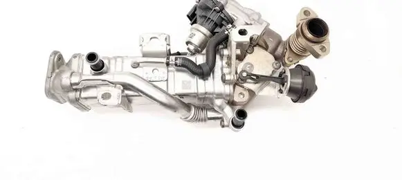 BMW 4 F32 F33 EGR valve cooler 7822347 8513132