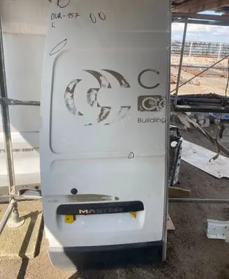 Renault Master III Rear door