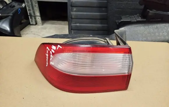 Renault Laguna II Rear/tail lights 8200002473 2345 hatchback