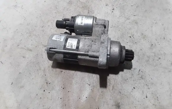 Volkswagen Caddy Starter motor 0AM911023