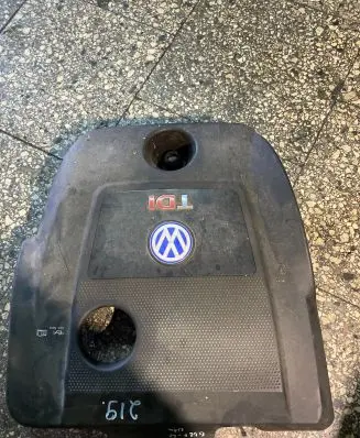 Volkswagen Golf IV Engine cover (trim) 038103925AJ 013316 1597ABC