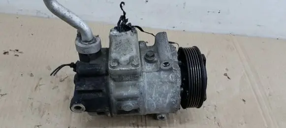 Volkswagen Touran I Air conditioning (A/C) compressor (pump) 1K0820803S