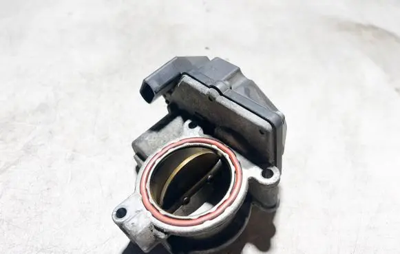 Audi Q7 4L Throttle valve 057128063D