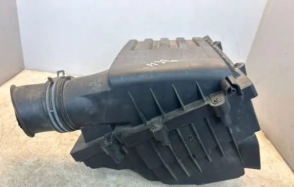 Audi A3 S3 8V Air filter box 5Q0129607AC