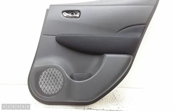 Nissan Leaf II (ZE1) Rear door card panel trim 829103NL0A