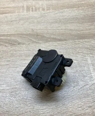 Subaru Outback (BT) Air flap motor/actuator AA1138004040